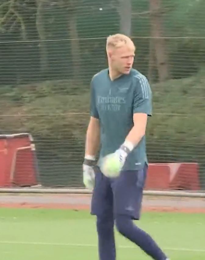 Aaron Ramsdale walking out for training on his own