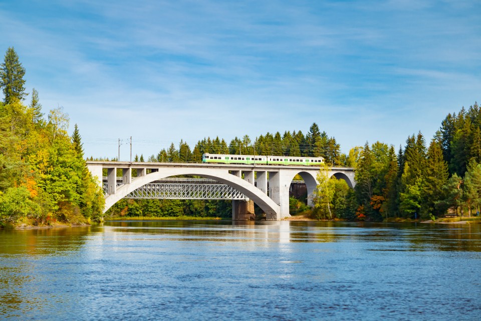 Finnish trains also have other features, including a fully-equipped restaurant carriage where passengers to eat their meal at a table