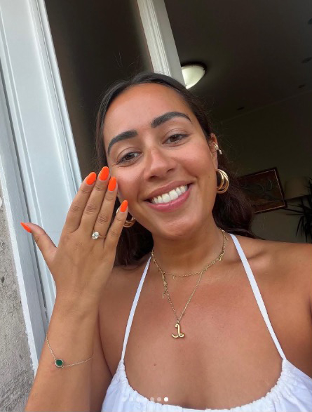 The actress showed off her new bling