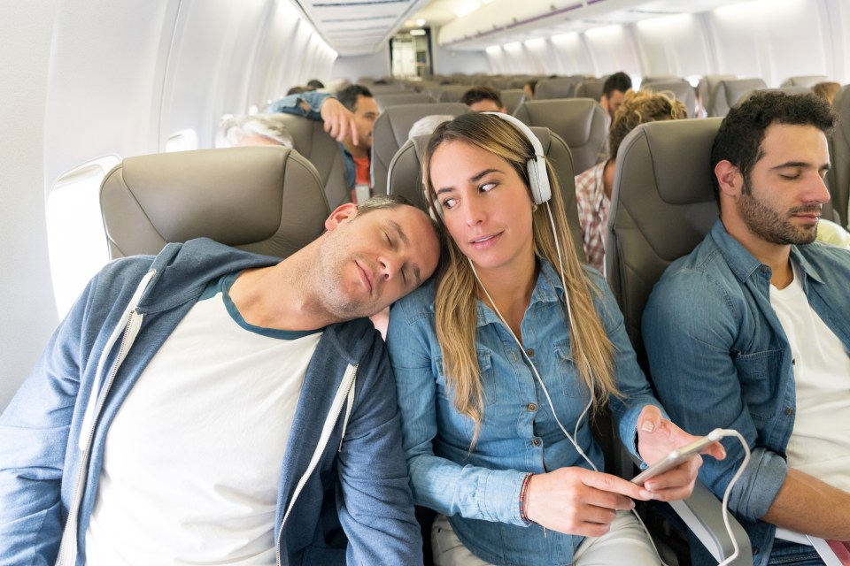 Falling sleep during a long haul flight can make jet lag worse after you land