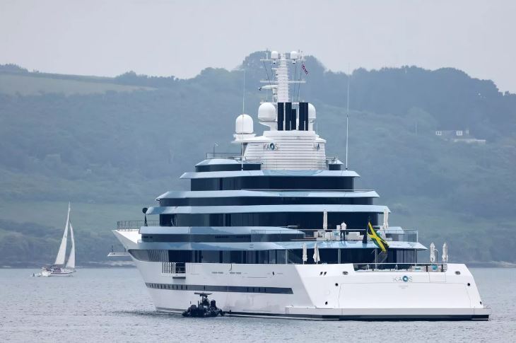 The yacht belongs to Walmart empire heiress Nancy Walton Laurie