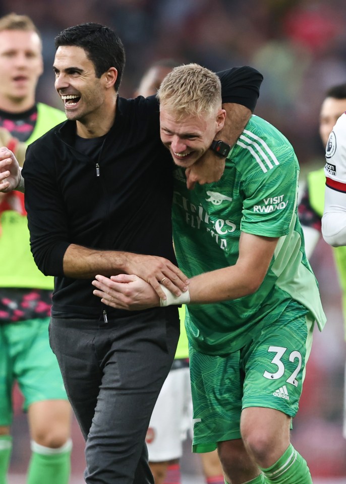 Aaron Ramsdale has found himself warming the bench after being dropped by Mikel Arteta