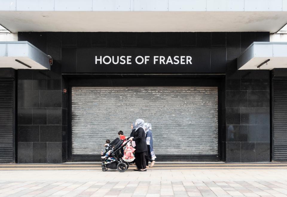 A big high street retailer with 28 stores is shutting another branch for good.