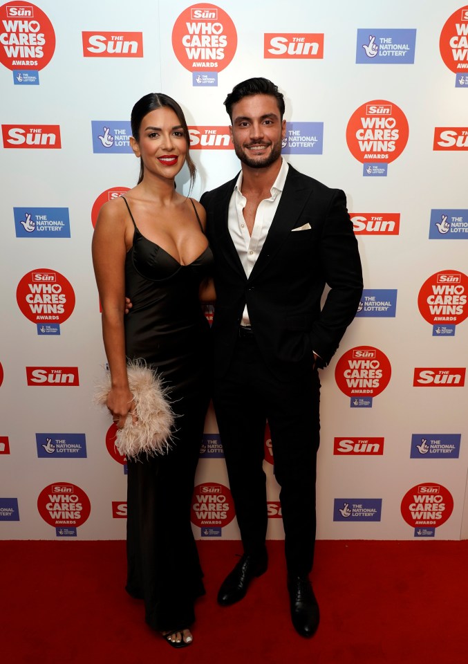 She cuddled up to Love Island boyfriend Davide Sanclimente after they recently reunited