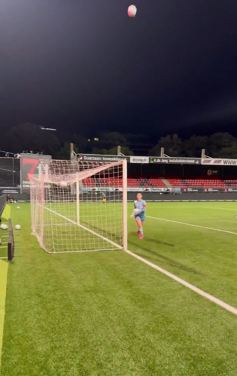 Excelsior goalie Isa Pothof was left completely red-faced