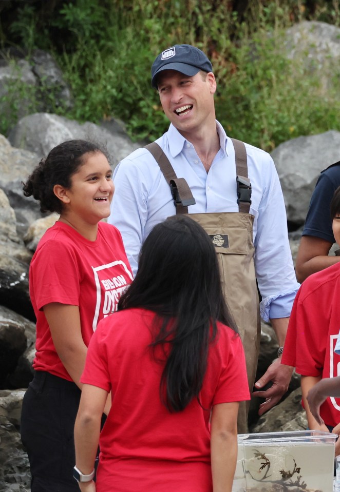 William speaks with kids as he visits the Billion Oyster Project