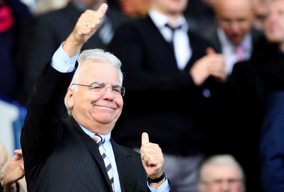 Bill Kenwright has died, with tributes flowing for the popular Everton chairman