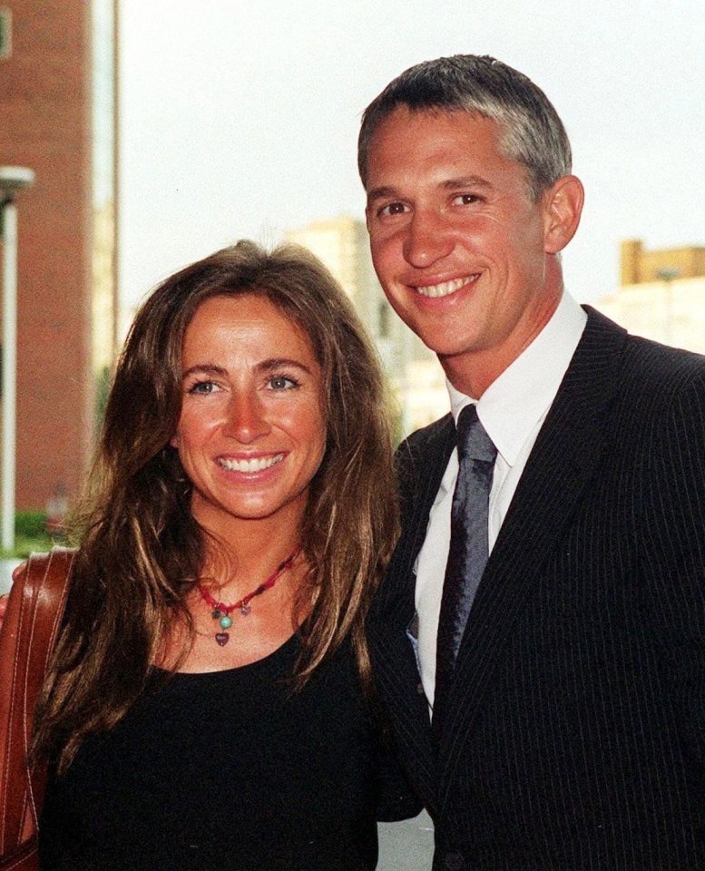 Gary Lineker has told a story about having a 'kiss and cuddle' with Michelle Cockayne during their relationship