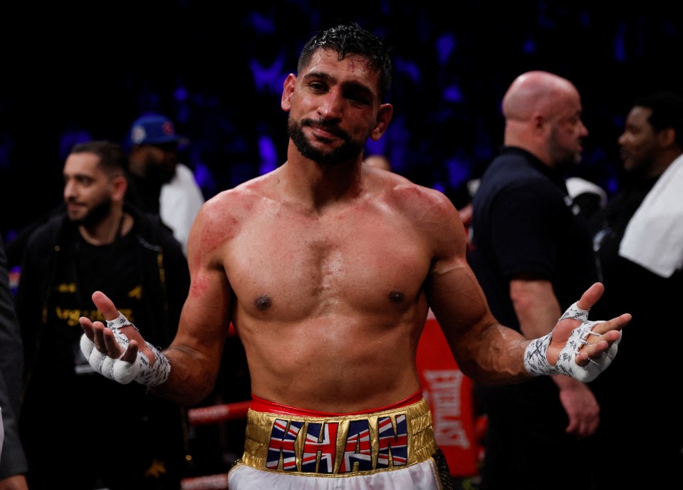 Amir Khan offered advice to Anthony Joshua