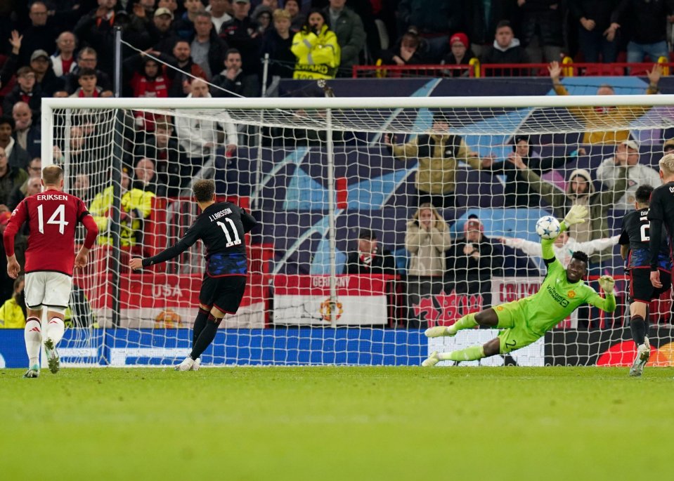 The Manchester United goalkeeper made a crucial late save