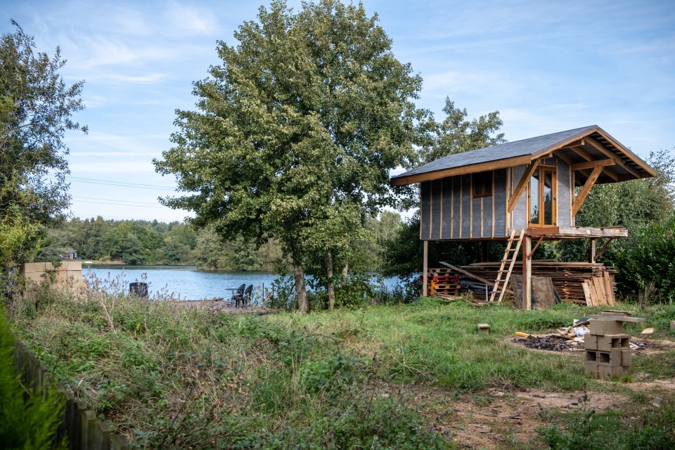 A new boathouse at Penny Lakes in Norfolk has prompted protests