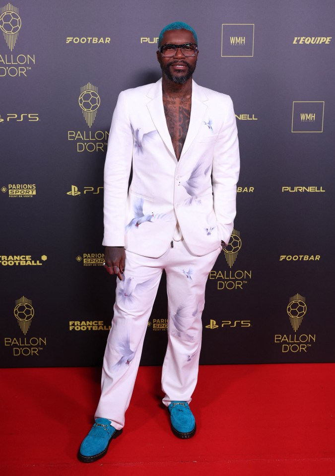 Djibril Cisse had the boldest outfit of all