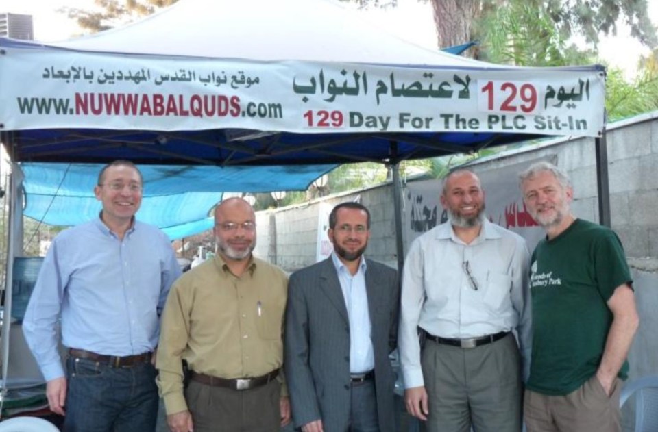 Terrorist groupie Corbyn, far right, with Labour MP Andrew Slaughter, far left, and Hamas officials