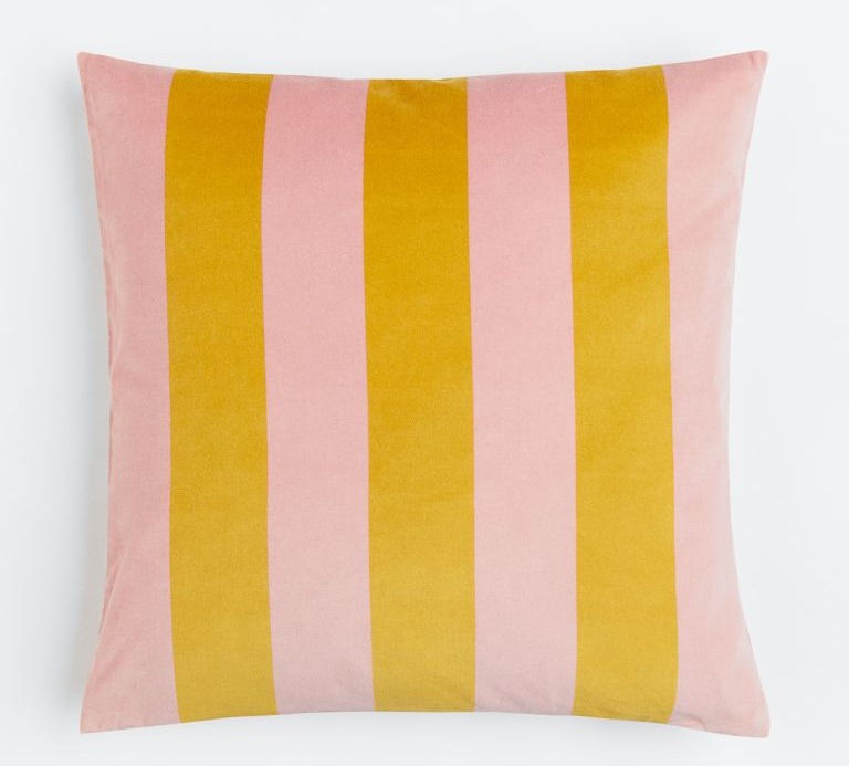 This makes us want a packet of rhubarb and custard sweets