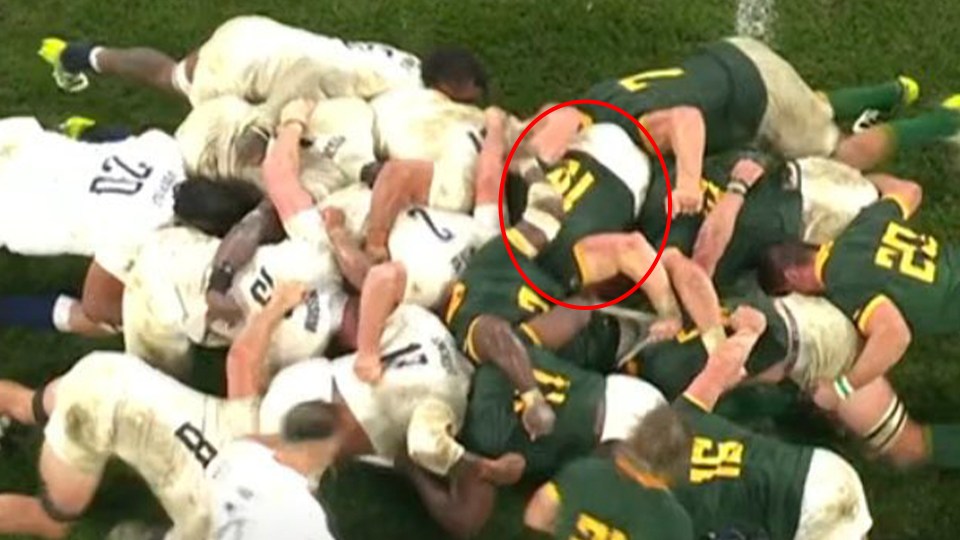 Some fans noticed that Vincent Koch was not perpendicular to the rest of the scrum