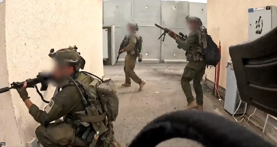 Footage shows Israeli soldiers storming a checkpoint