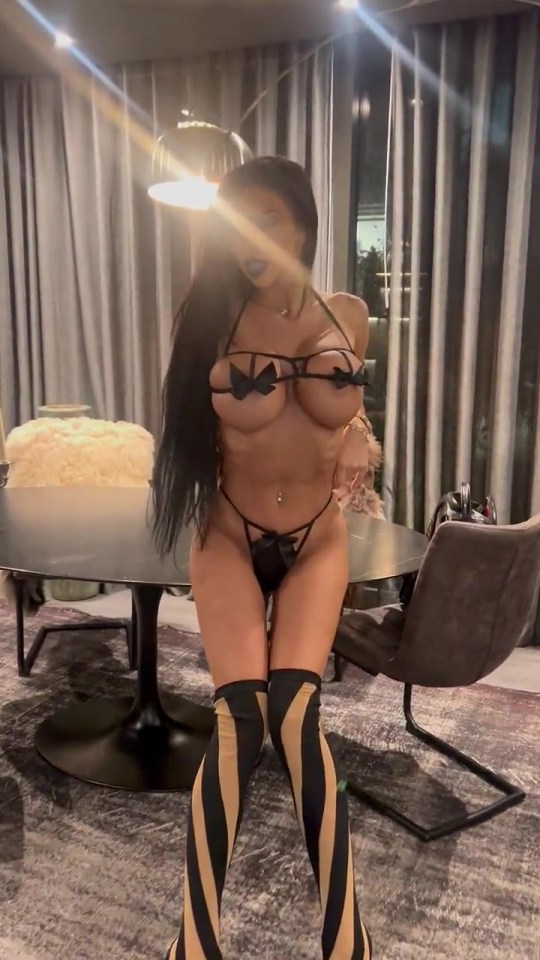 Chloe Khan wowed in a very revealing outfit