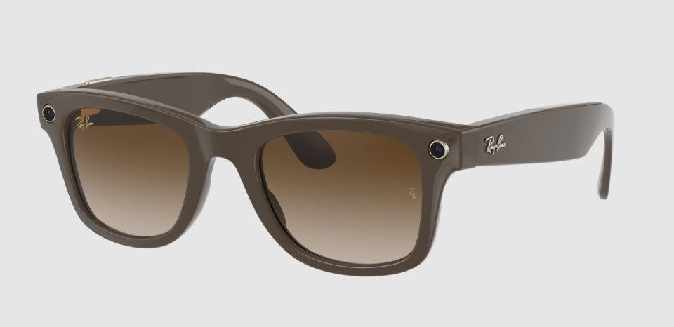 The Ray-Ban Meta smart glasses can be used almost as cleverly as your mobile phone