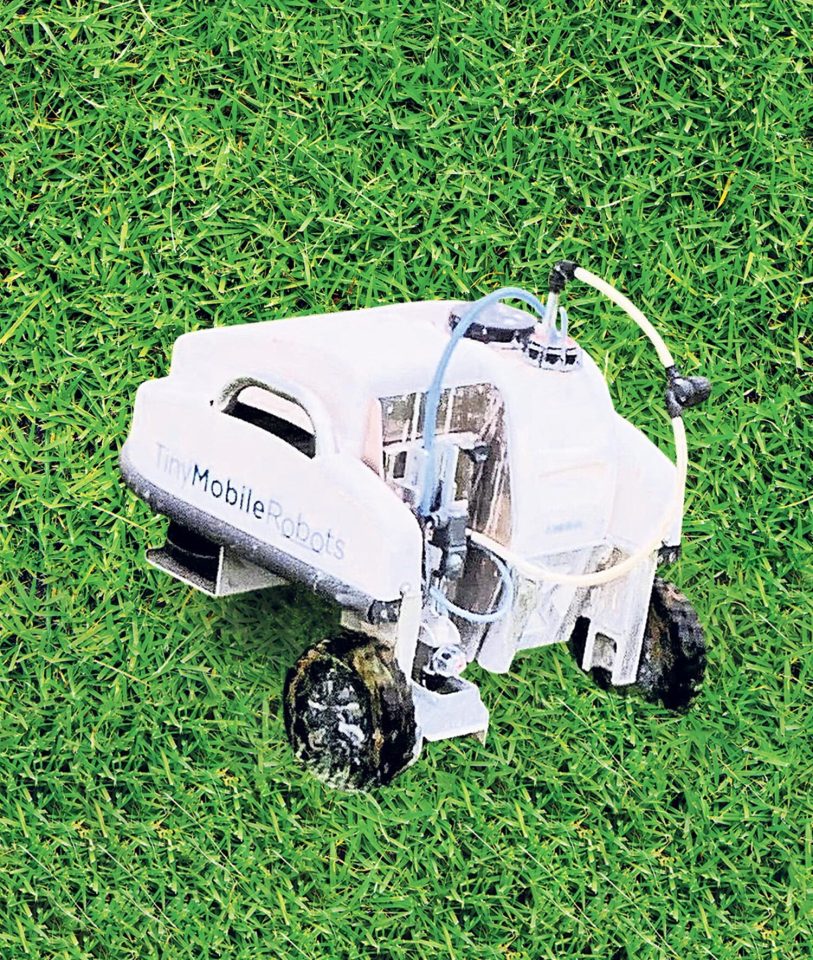 Residents of Maidstone, Kent, have not been impressed by a hi-tech droid that paints football pitches