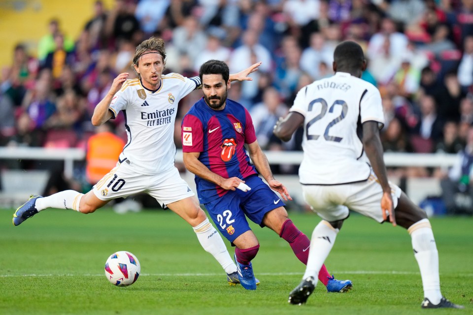 Barcelona wore a limited edition Rolling Stones kit for El Clasico