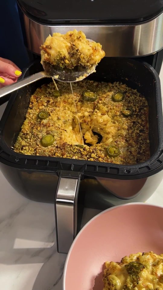 The food fan made the cheesy dish in the air fryer