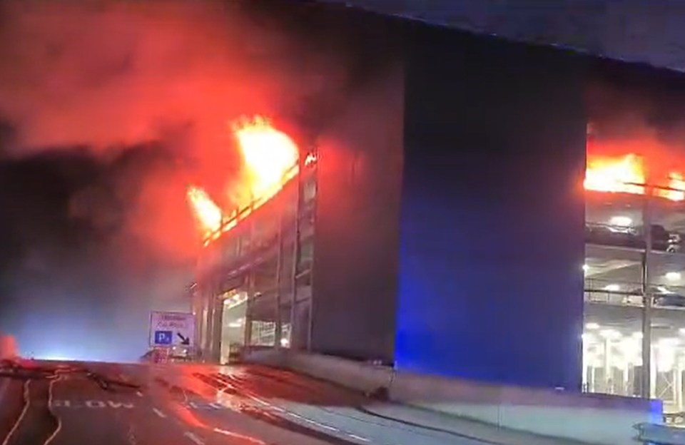 Flames ripped through the Terminal Car Park 2 in Luton