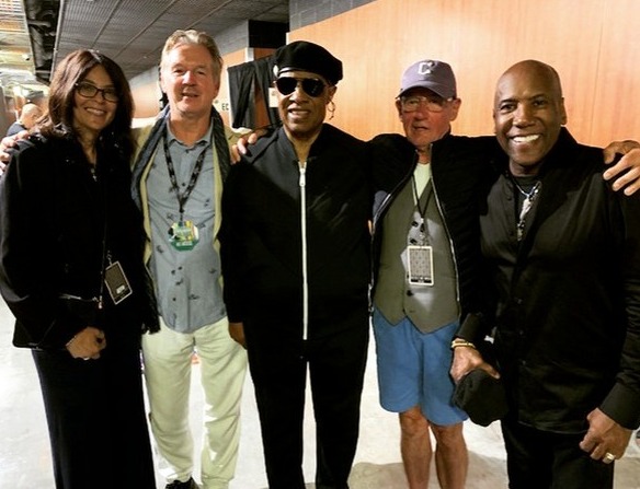 Simon with Stevie Wonder at a Clapton concert last week