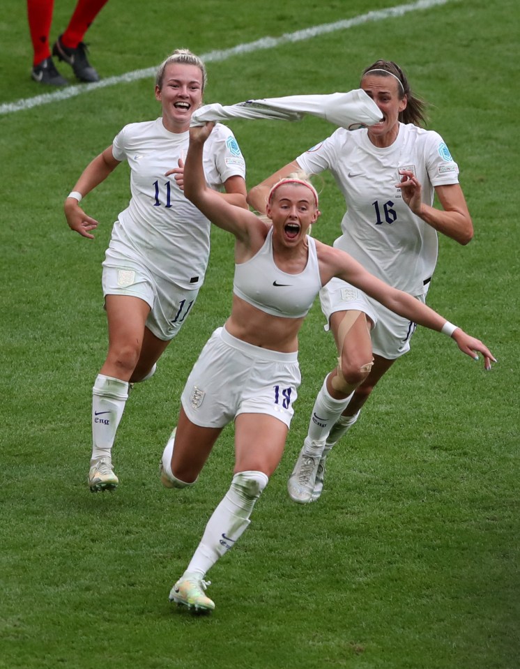 Kelly's iconic shirt-waving celebration cracked the top ten sporting celebrations list