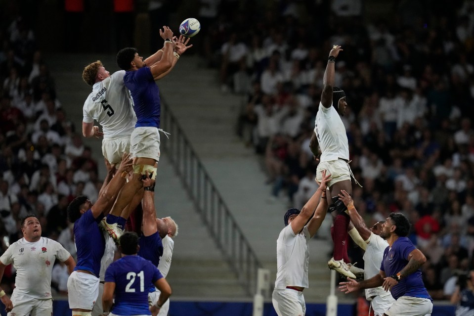 England barely managed to beat Samoa in the Rugby World Cup