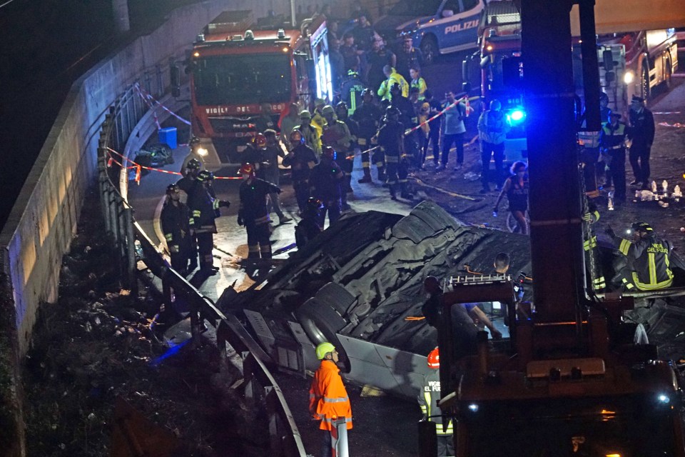 The tourist bus crashed through a barrier at Mestre station