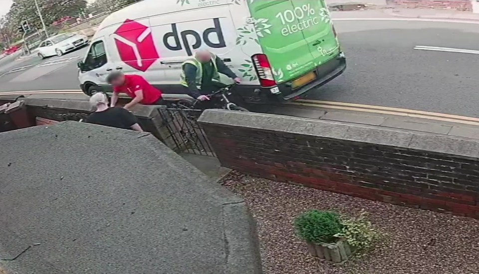 The cyclist tried to pass over the pavement where the DPD driver was parked