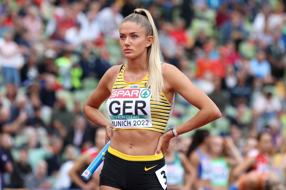 Alica competes in the Women’s 4 x 400m relay