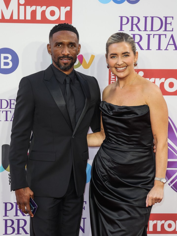 Jermain Defoe looked the part on the red carpet alongside girlfriend Alisha LeMay