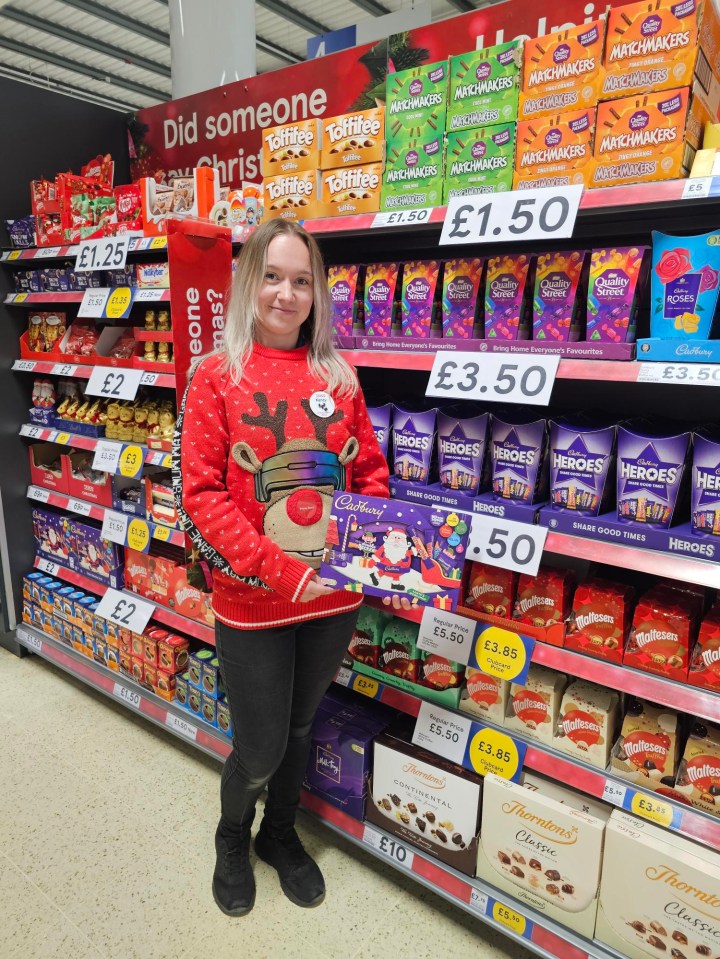 Supermarkets have thousands of temporary roles available throughout the festive period