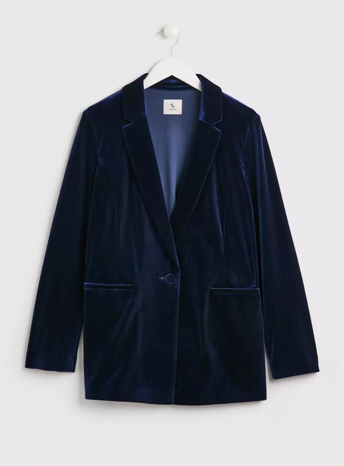 But this blazer from Tu at Sainsbury’s is just £25