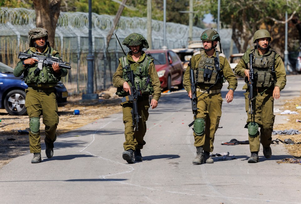 IDF soldiers patrolling the border area