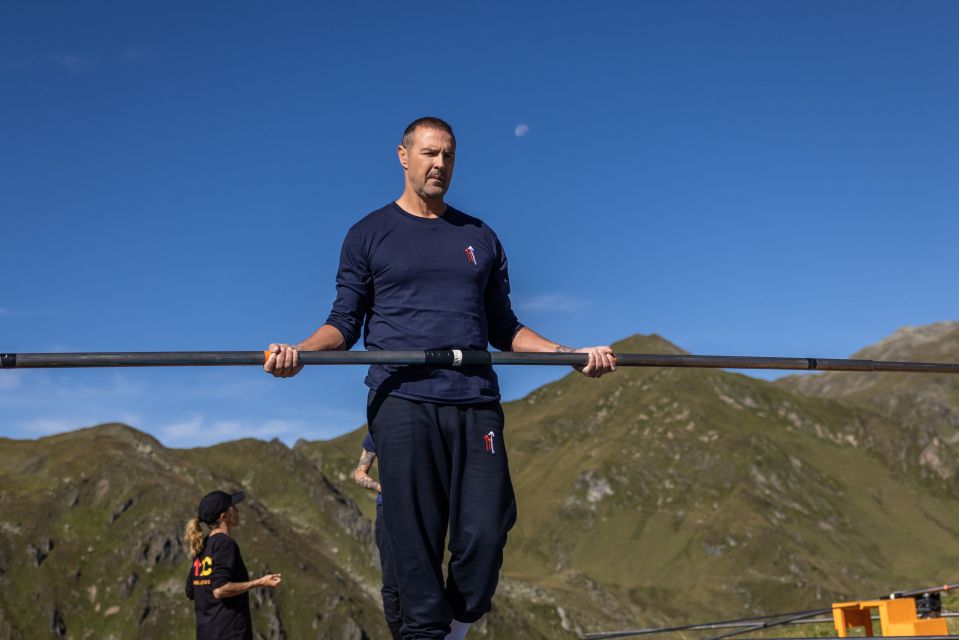 Paddy McGuinness will be hosting and taking part in Stand Up To Cancer special Don’t Look Down