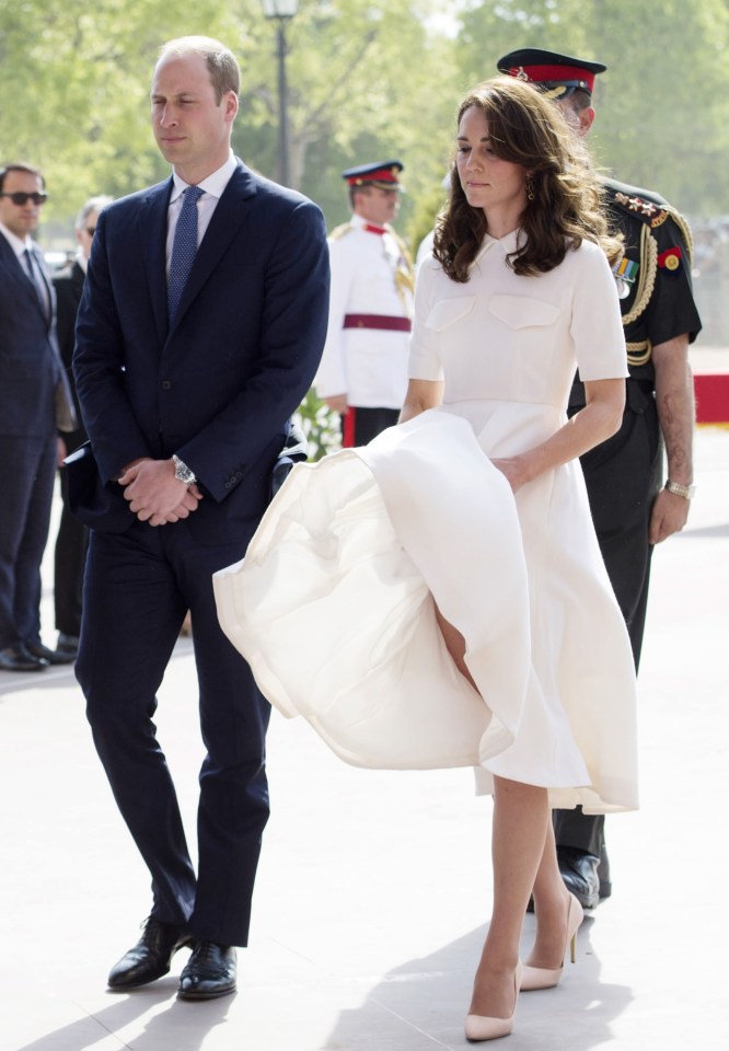 The stunning Royal was battling with breezy weather as she laid a wreath at the India Gate, in New Delhi, India, to honour the soldiers from Indian regiments who served in World War I