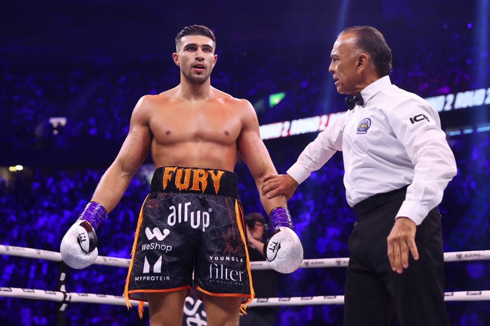 Tommy Fury was deducted a point for hitting KSI in the back of the head