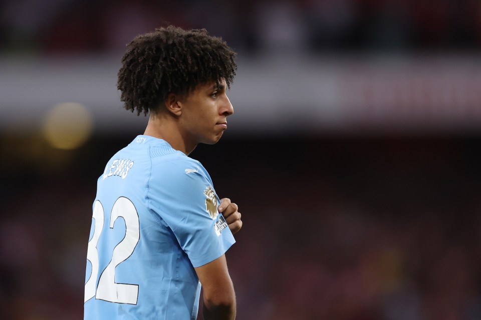 The City youngster pointed to the gold Premier League logo on his shirt