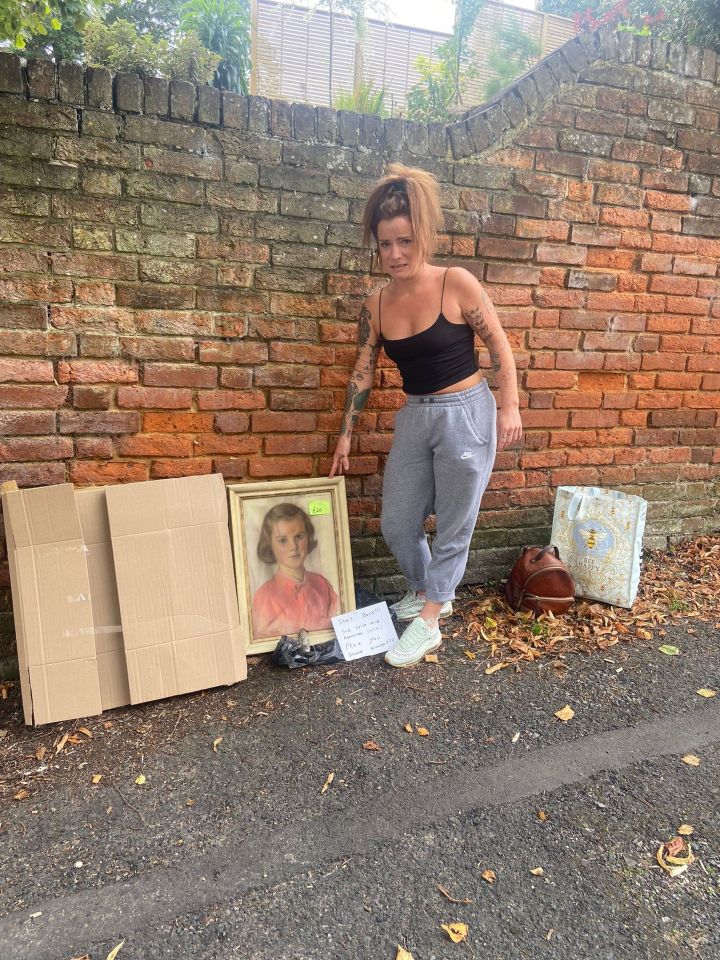 Zoe Elliott-Brown, from Hastings, East Sussex, bought the painting in September and  said it turned her life upside down