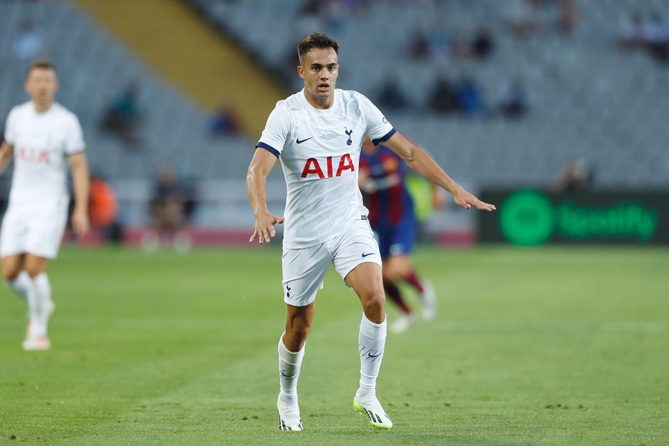 Previous reports had suggested that Reguilon turned down Man United in 2020 in favour of a move to Tottenham