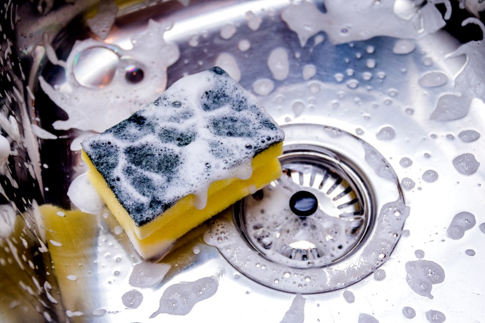 Hair conditioner can remove streaks from your sink