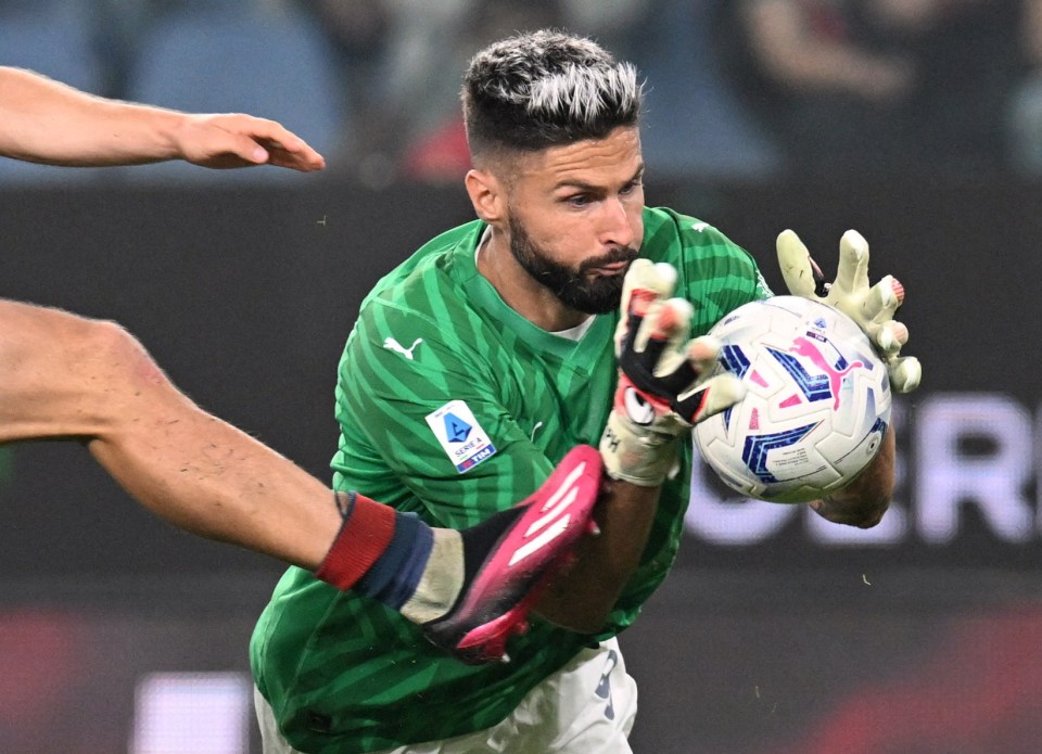 Olivier Giroud was forced to play in goal during AC Milan's dramatic win at Genoa