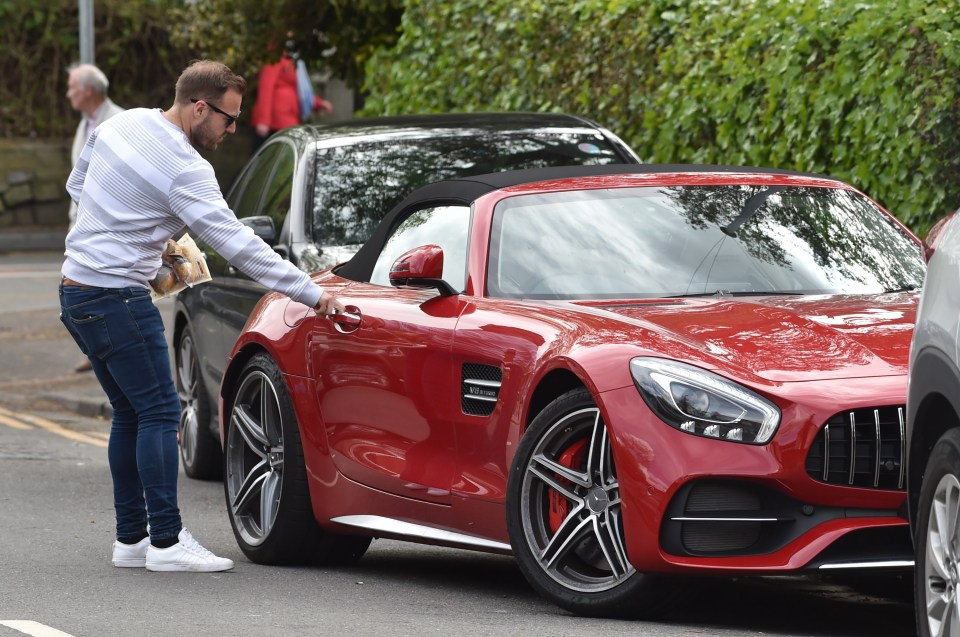 The actor was often spotted in his gorgeous red Mercedes sports car