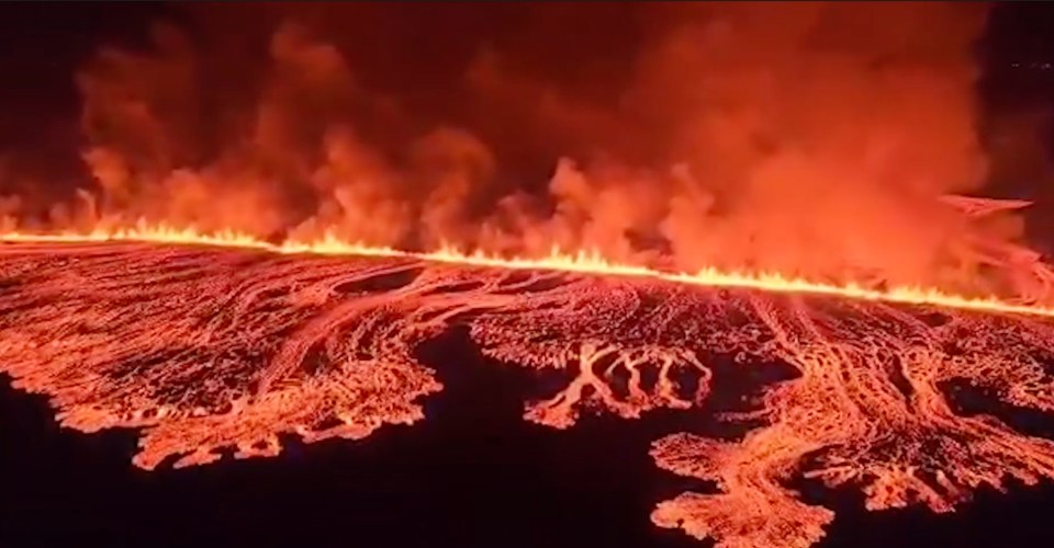 This image shows the fourth volcanic eruption near the town of Grindavik on March 17, 2024