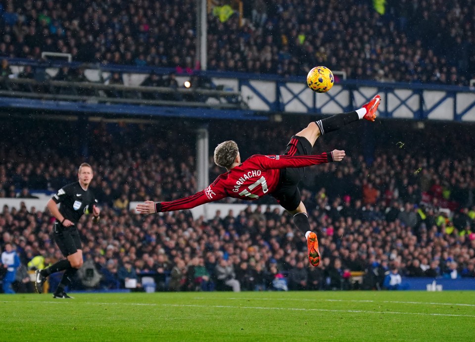 Garnacho showed outrageous technique with his bicycle kick