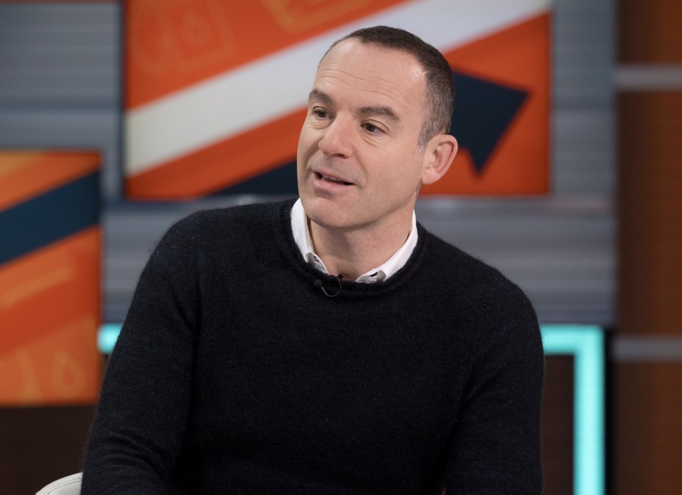 Martin Lewis has warned millions to ditch and switch broadband provider