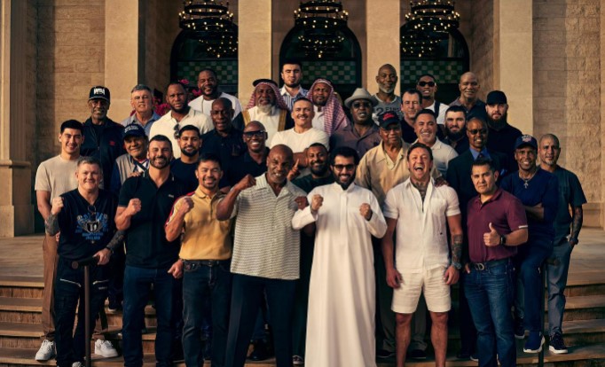 Turki Alalshikh posted a stunning boxing photo featuring a host of greats