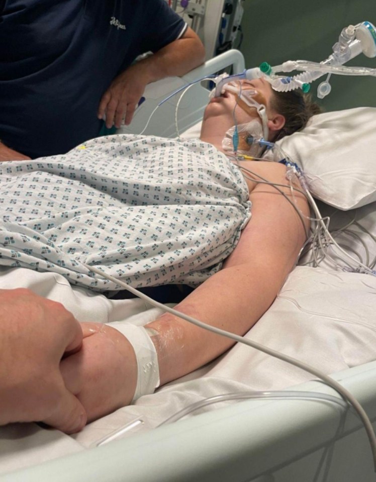 Sophie Shuttleworth, 31, was left paralysed from the waist up from meningitis